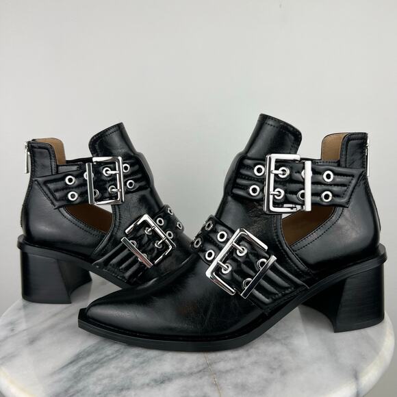 Steve Madden Like New Black Grazia Pointed Toe Silver Buckle Moto Bootie (Sz 8) - Picture 13 of 13